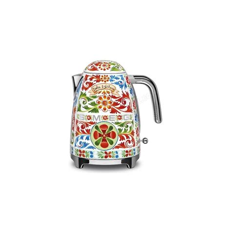 bouilloire smeg dolce gabbana prix|Bouilloire originale, la collection Dolce Gabbana .